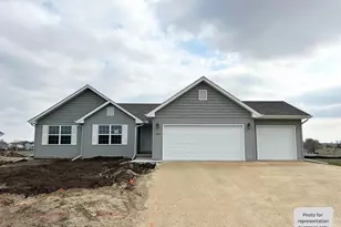 201 Autumnwood Ln, Davis Junction, IL 61020 - Photo 1