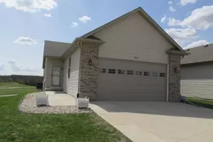 562 Rye Ridge Court, Freeport, IL 61032 - Photo 1