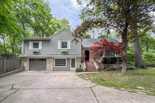 124 Palm Ave, Rockford, IL 61107 - Photo 1