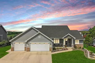 12128 Granite Dr, Rockton, IL 61072 - Photo 1