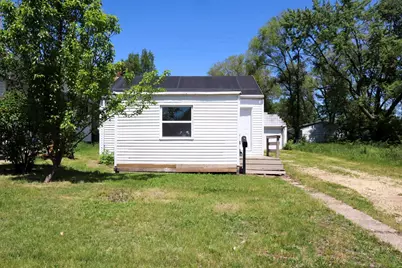 820 Brooke Road, Rockford, IL 61109 - Photo 1