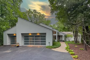 5015 Regents Park Rd, Rockford, IL 61107 - Photo 1