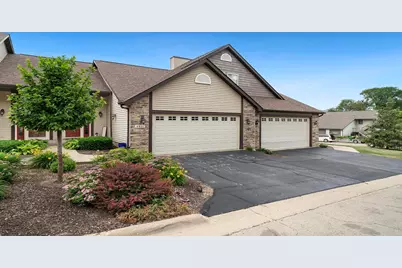 4811 Snowcap Run, Loves Park, IL 61111 - Photo 1