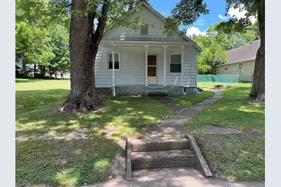 113 Third Streets, Mark, IL 61340 - Photo 1