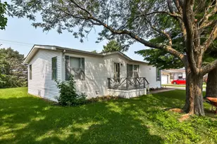 8576 Summerwood Dr, Roscoe, IL 61073 - Photo 1