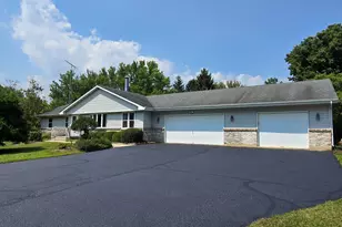 6918 Saladino Dr, Roscoe, IL 61073 - Photo 1