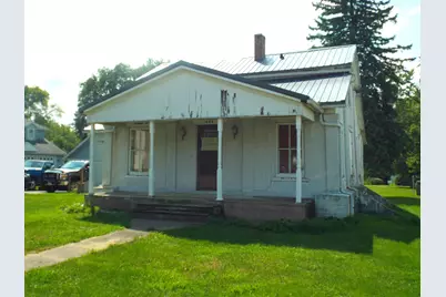 409 S Water Street, Warren, IL 61087 - Photo 1