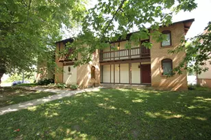 1602 E State St, Rockford, IL 61104 - Photo 1