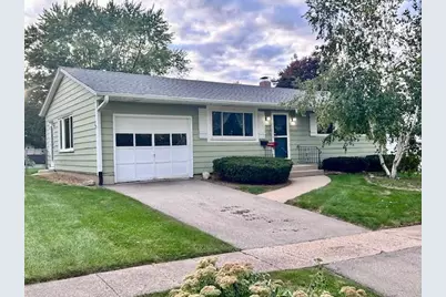 1719 Birch Avenue, Belvidere, IL 61008 - Photo 1