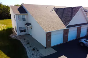 6334 Oak Crest Ln, Loves Park, IL 61111 - Photo 1