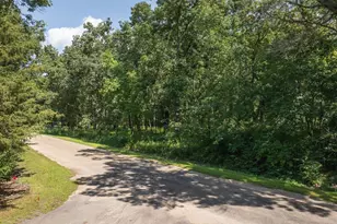 318 Slippery Rock Dr, Dixon, IL 61021 - Photo 1