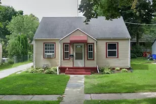 305 Foster Ave, Rockford, IL 61102 - Photo 1