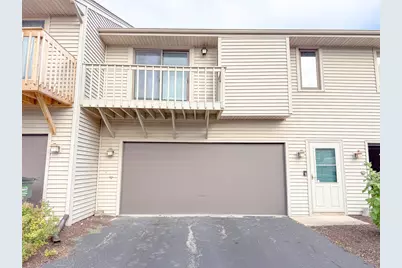 651 Amphitheater Dr #11, Rockford, IL 61107 - Photo 1