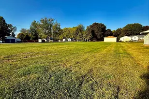 402 N Benton St, Winnebago, IL 61088 - Photo 1