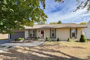 8221 Eddington Dr, Machesney Park, IL 61115 - Photo 1