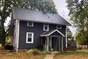 5552 Broad St, Roscoe, IL 61073 - Photo 1