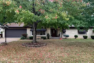 1461 Williamsburg, Rockford, IL 61107 - Photo 1