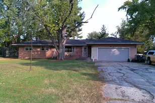 5844 Prairie Hill, South Beloit, IL 61080 - Photo 1