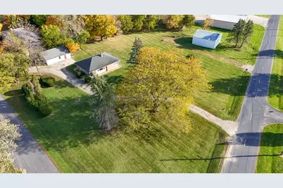 124 W Brown Street, Franklin Grove, IL 61031 - Photo 1