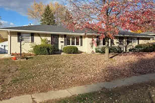 2304-2306 Eastmoreland Ave, Rockford, IL 61108 - Photo 1