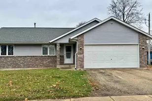 1519 Ruby St, Belvidere, IL 61008 - Photo 1