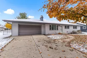11807 Ventura Blvd, Machesney Park, IL 61115 - Photo 1