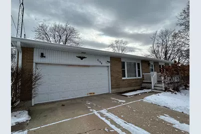 2129 Sunset Drive, Freeport, IL 61032 - Photo 1