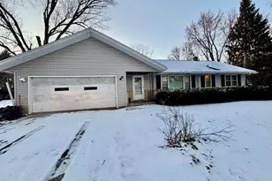 721 Friendship Dr, Rockford, IL 61101 - Photo 1