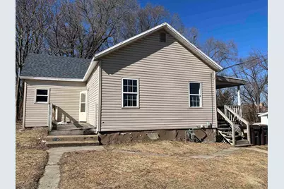 458 S Float Avenue, Freeport, IL 61032 - Photo 1