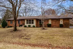1570 Featherstone Rd, Rockford, IL 61107 - Photo 1