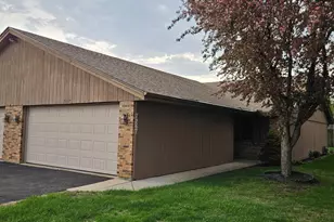 7267 Colosseum Dr, Rockford, IL 61107 - Photo 1