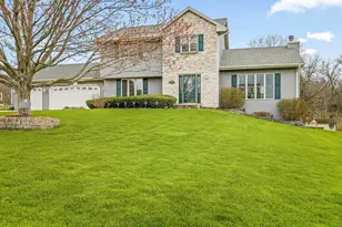 2615 Sioux Ct, Rockford, IL 61109 - Photo 1