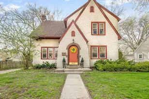 1614 Fairview (Sbr) Ct, Rockford, IL 61107 - Photo 1