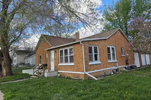229 S Mason Ave, Amboy, IL 61310 - Photo 1