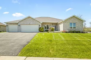 4942 Vail Dr, Caledonia, IL 61011 - Photo 1