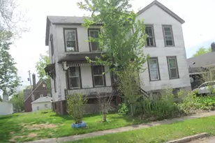 818 6th St, Lasalle, IL 61301 - Photo 1