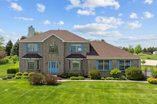 181 Mary's Ct, Rockford, IL 61107 - Photo 1