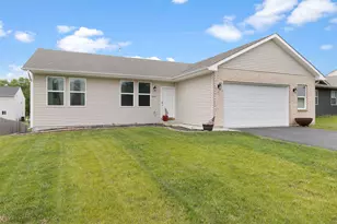 6424 Edgewood Rd, Machesney Park, IL 61115 - Photo 1