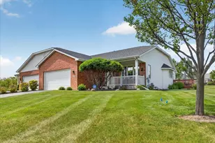 7928 Slater Dr, Rockford, IL 61108 - Photo 1