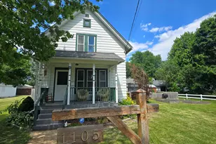 1105 Oakley St, Belvidere, IL 61008 - Photo 1