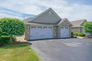 1629 Warrenton Ct, Byron, IL 61010 - Photo 1