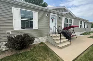 207 Fox Ln, Belvidere, IL 61008 - Photo 1