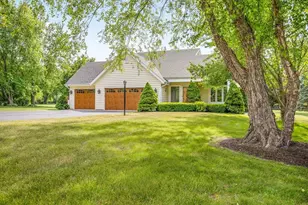 1 Glen Abbey Dr, Rockford, IL 61107 - Photo 1
