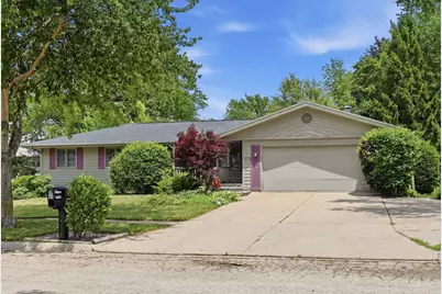 2014 Cimarron Drive, Freeport, IL 61032 - Photo 1