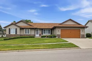 2217 Farmdale Ln, Freeport, IL 61032 - Photo 1