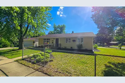 2203 Wilmette Drive, Rockford, IL 61108 - Photo 1