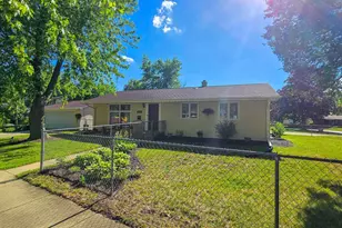 2203 Wilmette Dr, Rockford, IL 61108 - Photo 1