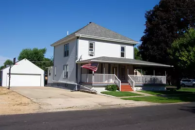521 Cochran Avenue, Milledgeville, IL 61051 - Photo 1
