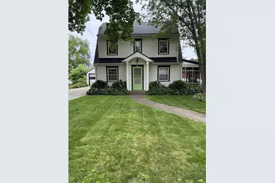 1526 W Lincoln Boulevard, Freeport, IL 61032 - Photo 1