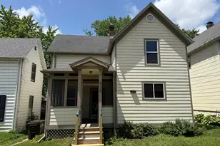 528 S Harlem Ave, Freeport, IL 61032 - Photo 1